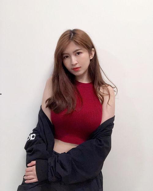 青青小草国产在线播放,国产在线播放的清新之作  第2张